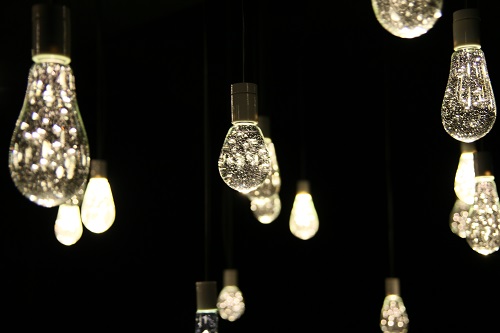 輝く水風船の部屋“Water Balloon Room”初展示！　アイデアが光る「エコ＆アートアワード2014」も同時開催中