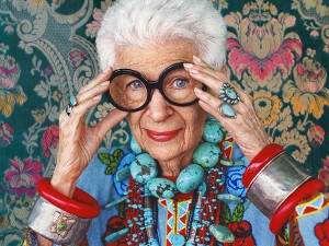 【シネマ部】こんなおばあちゃんになりたいっ! 『アイリス・アプフェル!94歳のニューヨーカー』に学ぶ人生の楽しみ方 【シネマ部】こんなおばあちゃんになりたいっ! 『アイリス・アプフェル!94歳のニューヨーカー』に学ぶ人生の楽しみ方