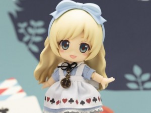 かわいい! 『アリス』がポージング自由自在な可動フィギュア『キューポッシュ』に仲間入り かわいい! 『アリス』がポージング自由自在な可動フィギュア『キューポッシュ』に仲間入り