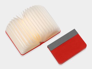 超人気のブック型ポータブルライト「Lumio」にMoMA限定カラーが登場! 超人気のブック型ポータブルライト「Lumio」にMoMA限定カラーが登場!