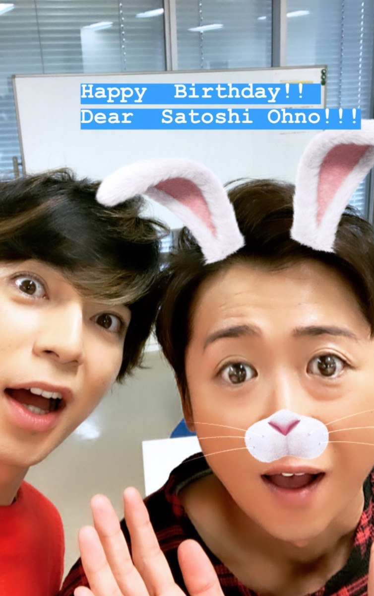 大野智 幸せです 嵐インスタに誕生日お祝い投稿 うさ耳自撮り写真 バースデーケーキ動画に 39歳とは思えないキュートさ 祝ってるのを見られるなんてやばい とファン悶絶 ガジェット通信 Getnews